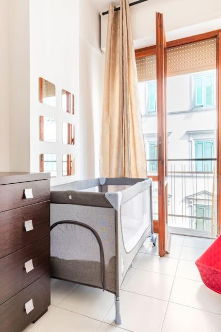 Casa Etruschi - Appartamento Con Posto Auto Livorno Esterno foto