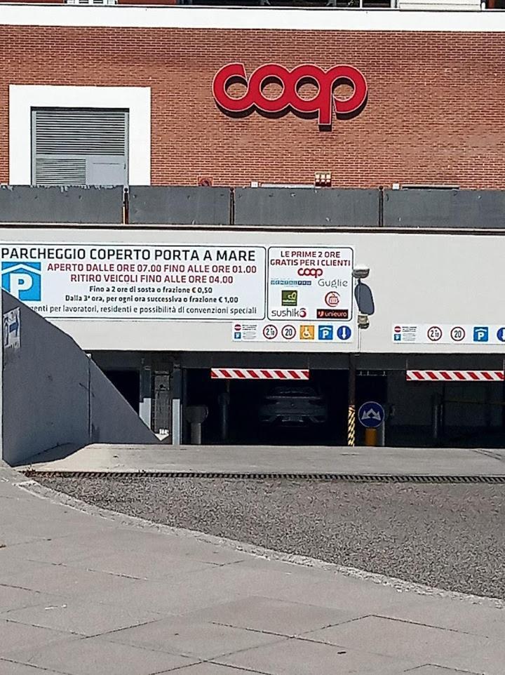 Casa Etruschi - Appartamento Con Posto Auto Livorno Esterno foto