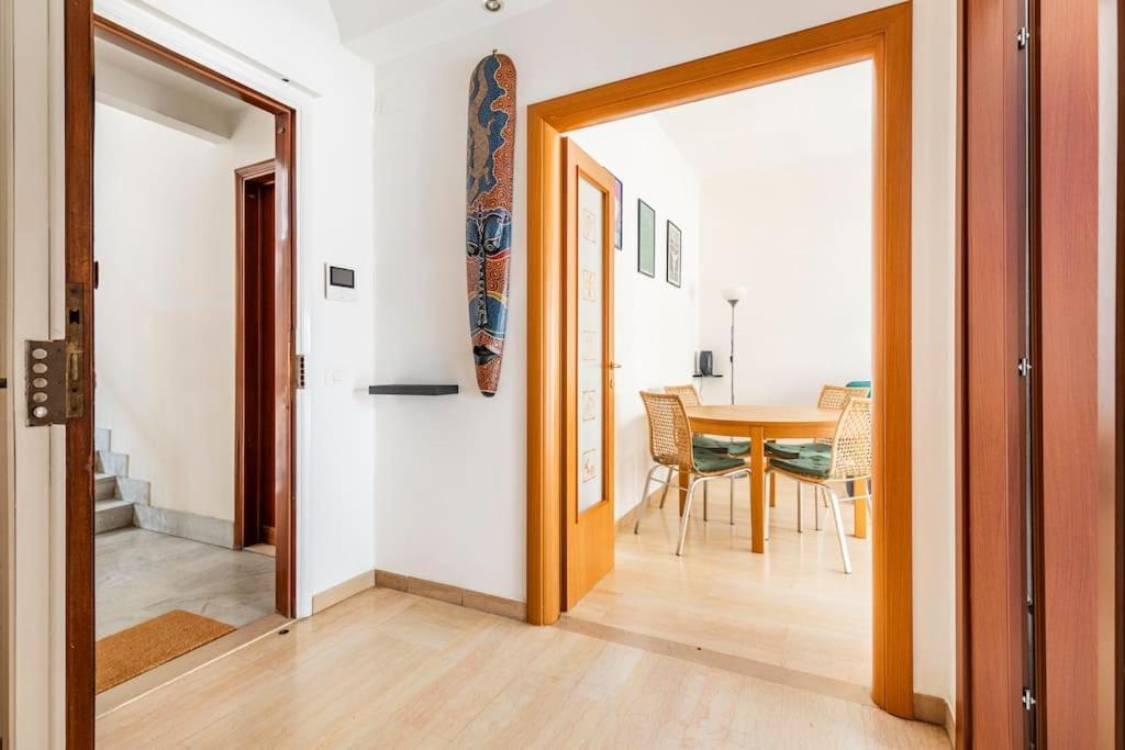 Casa Etruschi - Appartamento Con Posto Auto Livorno Esterno foto